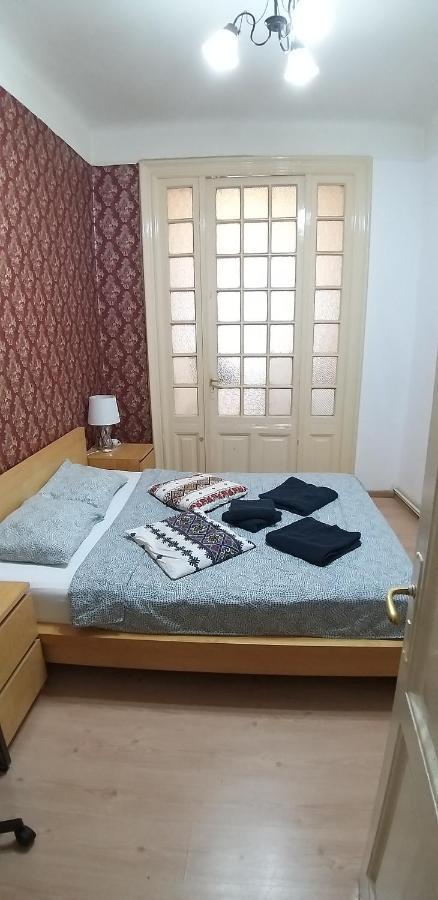 Domum Unirea, Across The Street Of Old City Center Apartment Bucureşti Ngoại thất bức ảnh